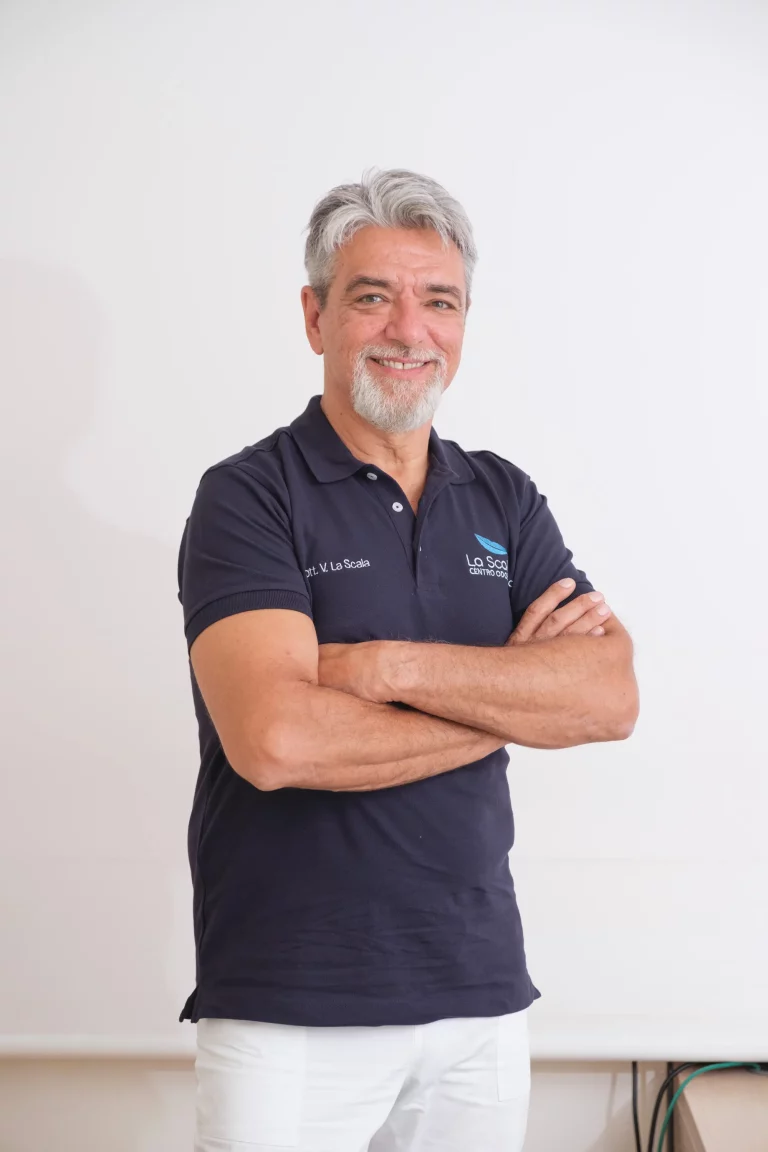 Dott. Vincenzo La Scala Odontoiatra Esperto in Implantologia Orale